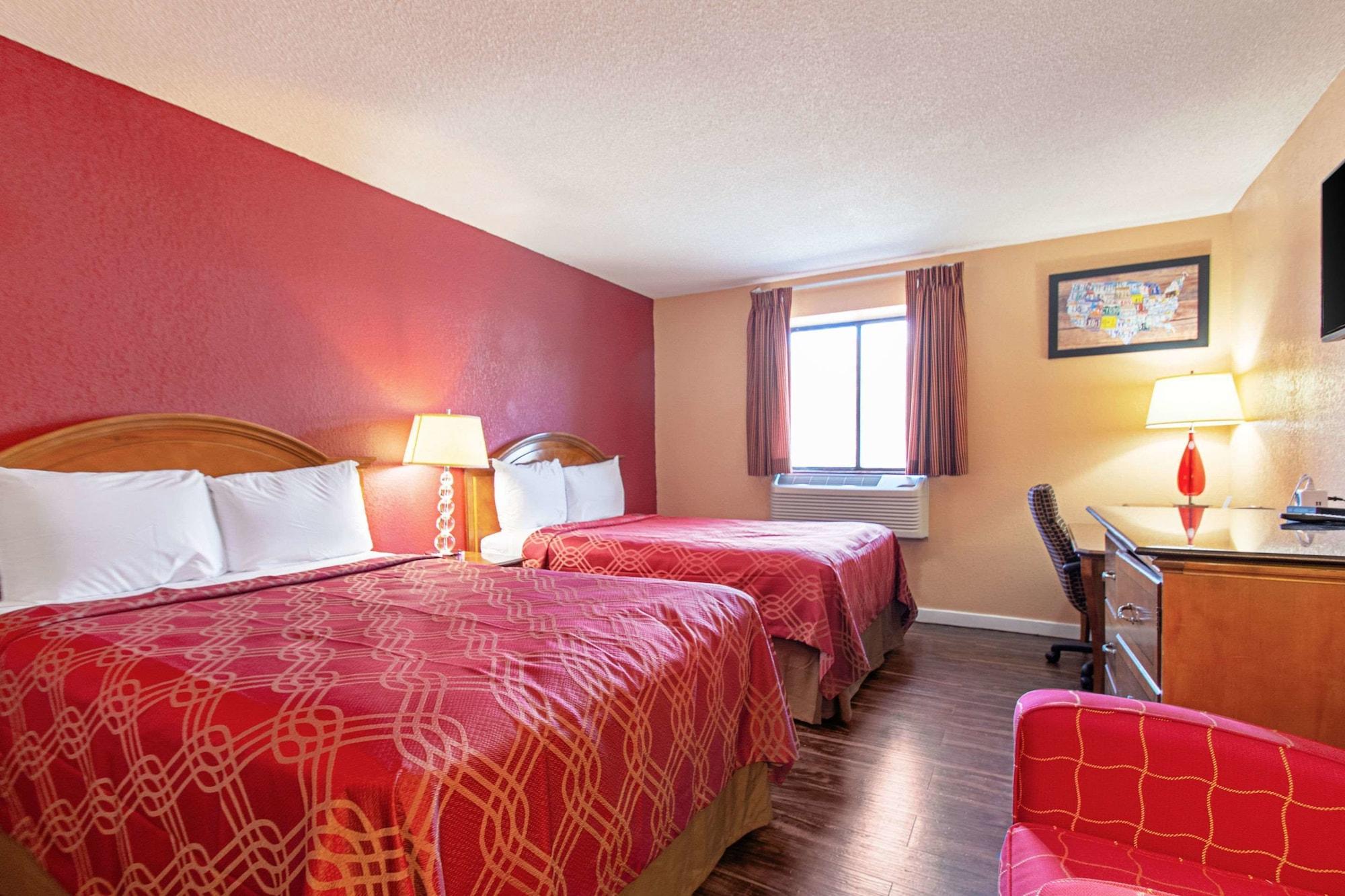 Econo Lodge Utica Εξωτερικό φωτογραφία