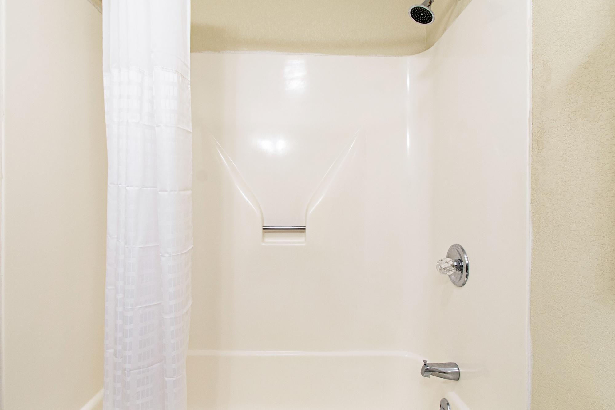 Econo Lodge Utica Εξωτερικό φωτογραφία