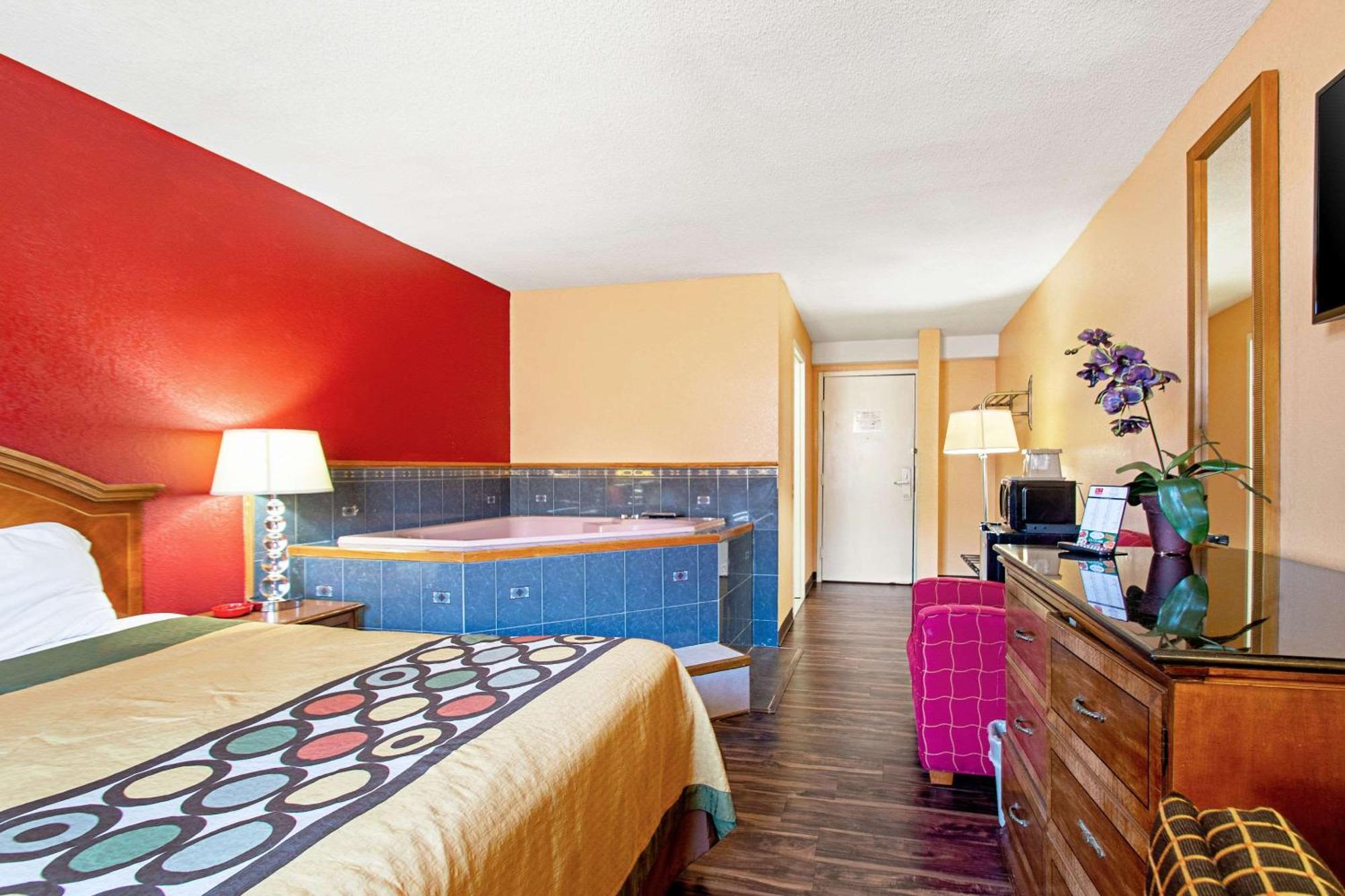 Econo Lodge Utica Εξωτερικό φωτογραφία