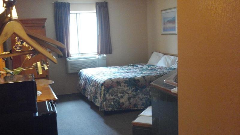 Econo Lodge Utica Εξωτερικό φωτογραφία
