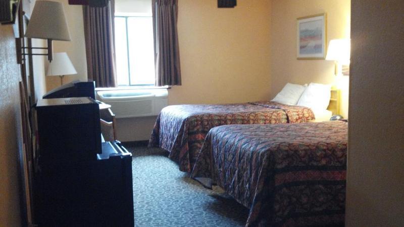 Econo Lodge Utica Εξωτερικό φωτογραφία